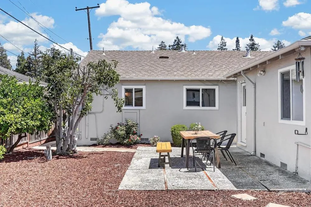 646 Bucher Avenue Santa Clara, CA 95051