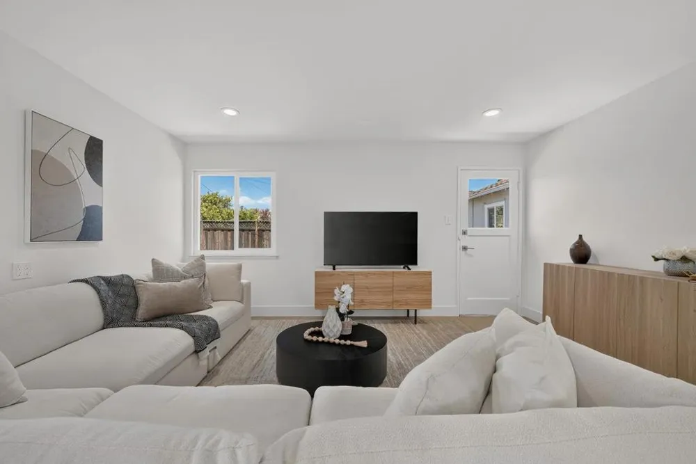 646 Bucher Avenue Santa Clara, CA 95051