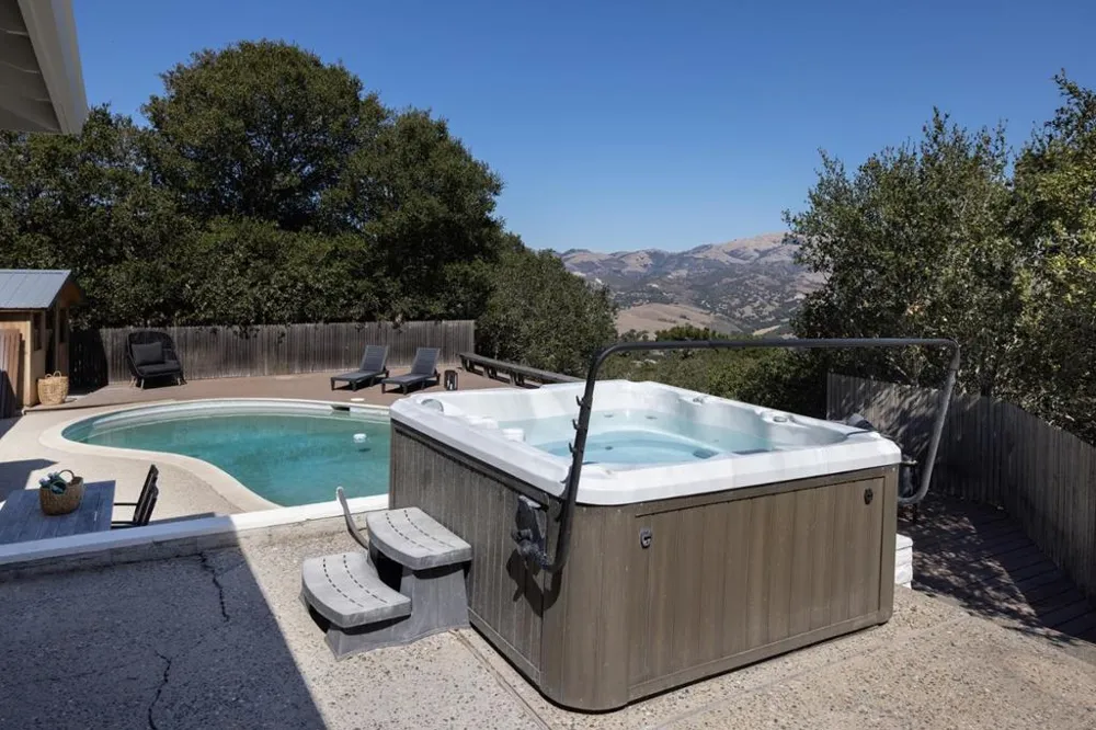 12724 Sundance Lane Carmel Valley, CA 93924