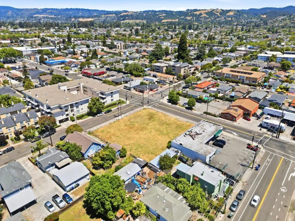 2101 Washington Avenue San Leandro, CA 94577