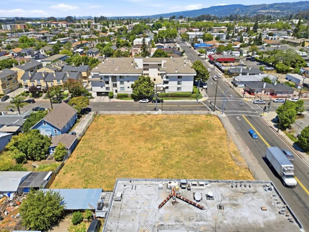 2101 Washington Avenue San Leandro, CA 94577