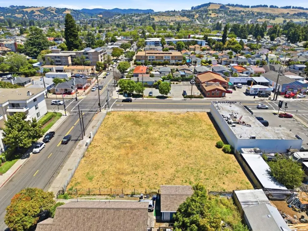 2101 Washington Avenue San Leandro, CA 94577
