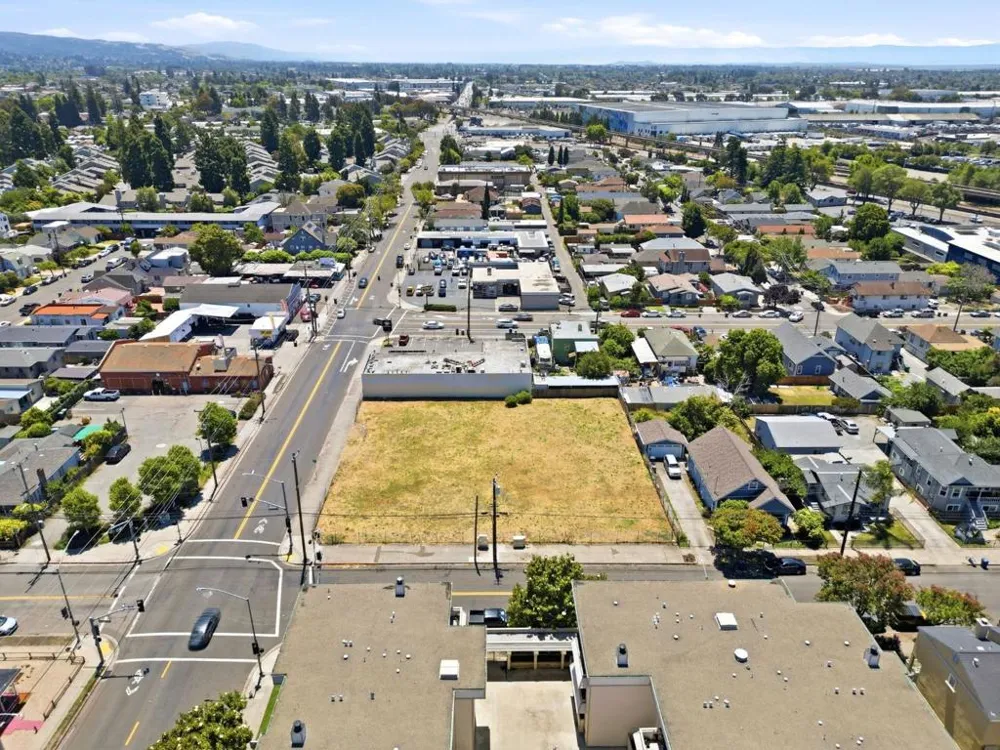 2101 Washington Avenue San Leandro, CA 94577