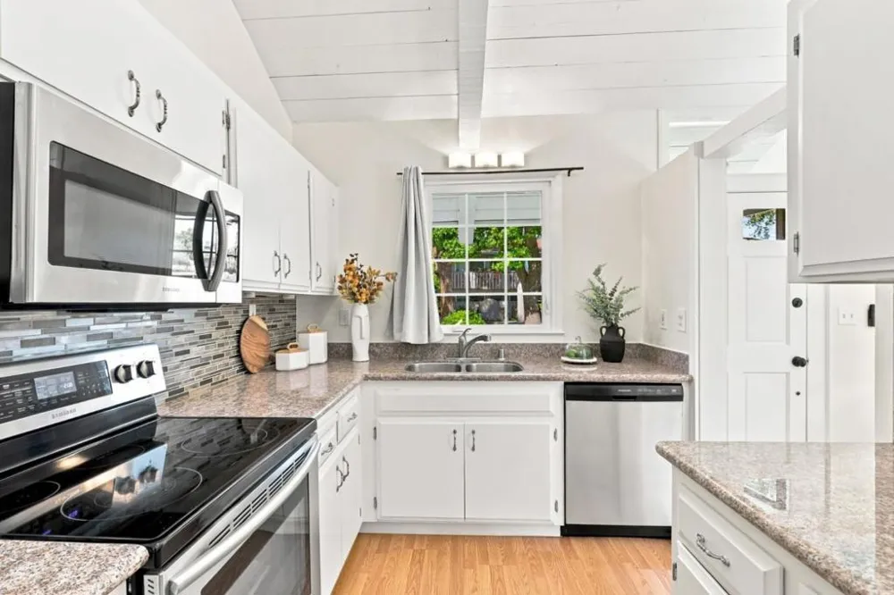 718 Millich Drive #B Campbell, CA 95008