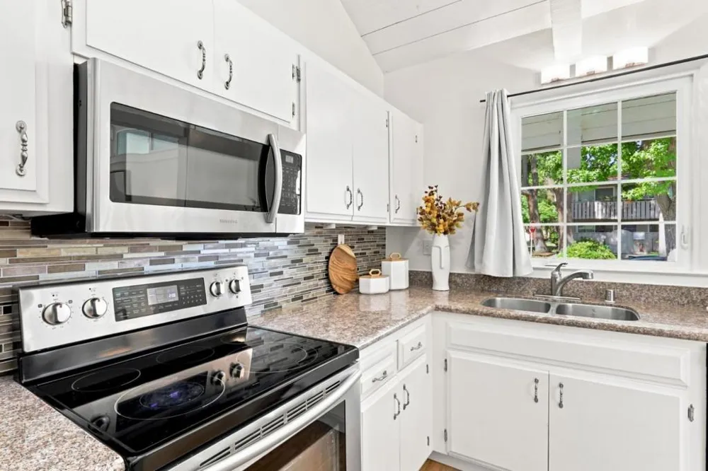 718 Millich Drive #B Campbell, CA 95008