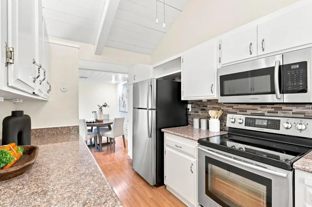 718 Millich Drive #B Campbell, CA 95008