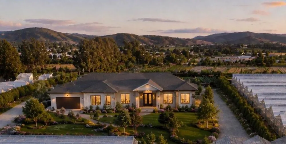 175 Johnson Road Royal Oaks, CA 95076