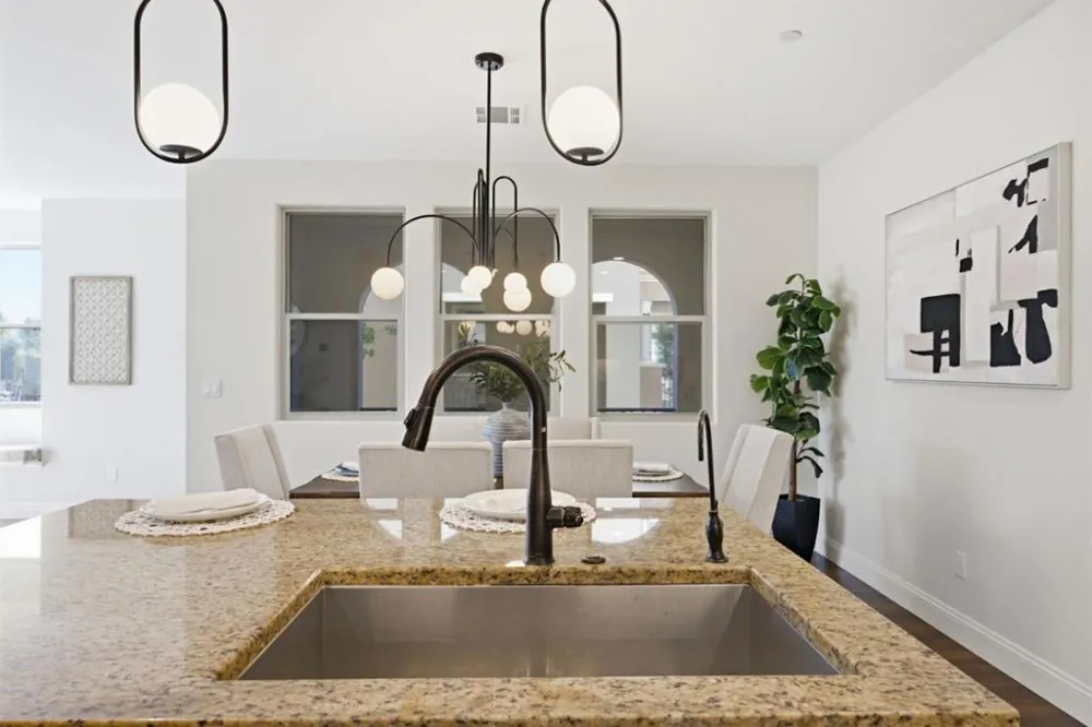 329 Expedition Lane Milpitas, CA 95035
