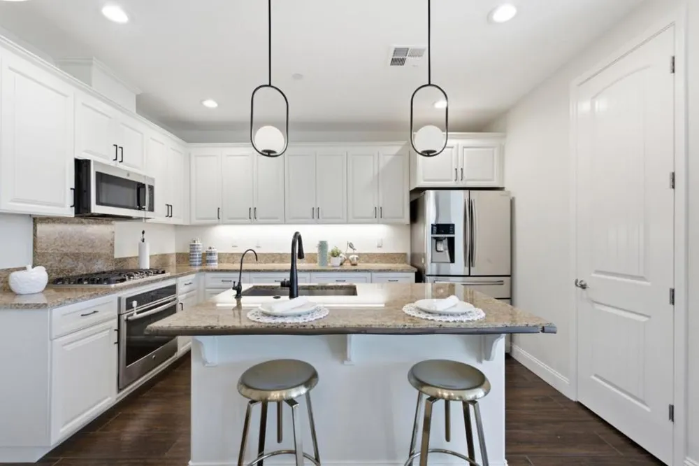329 Expedition Lane Milpitas, CA 95035