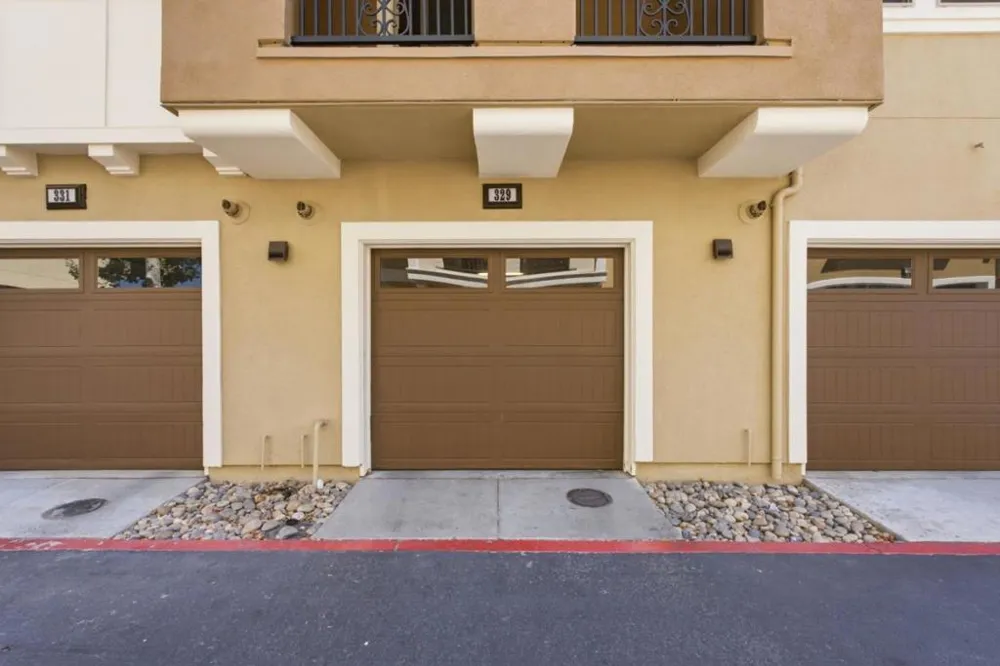 329 Expedition Lane Milpitas, CA 95035