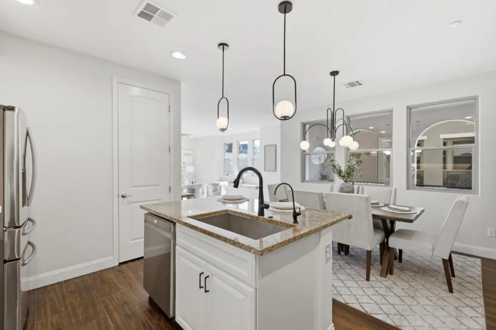 329 Expedition Lane Milpitas, CA 95035