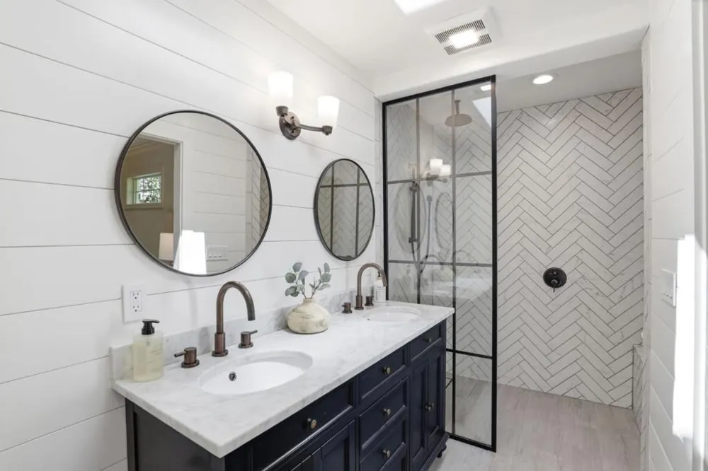 699 Oregon Avenue Palo Alto, CA 94301