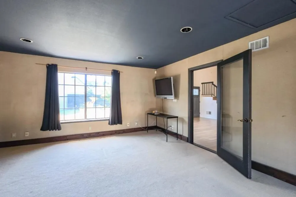 32811 Palmdale Court Union City, CA 94587