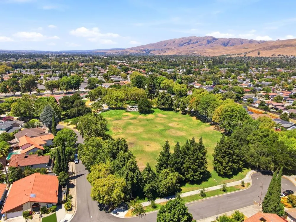 2867 Hostetter Road San Jose, CA 95132