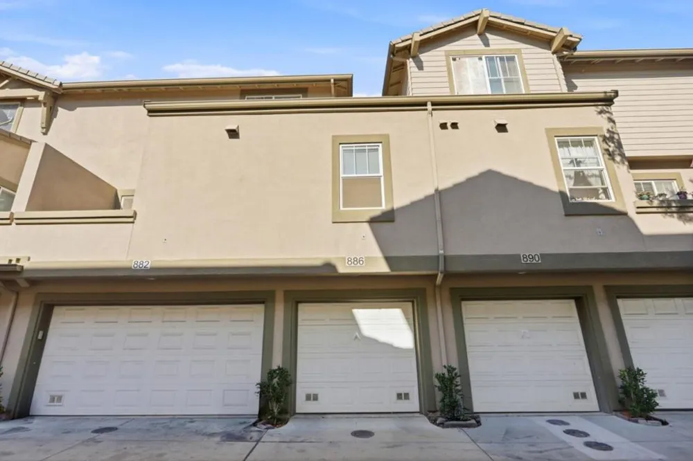 886 Fascination Place Milpitas, CA 95035