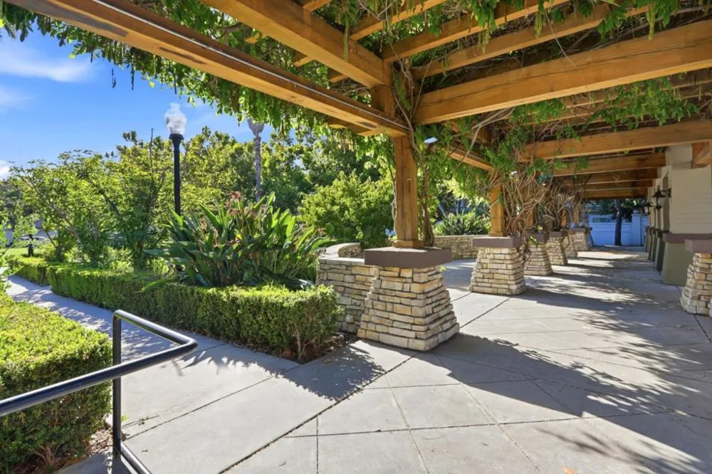 886 Fascination Place Milpitas, CA 95035