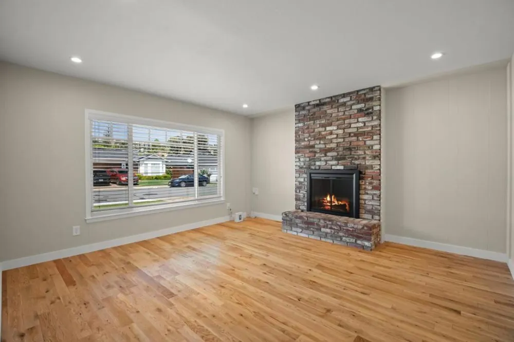 20 Robin Way San Carlos, CA 94070