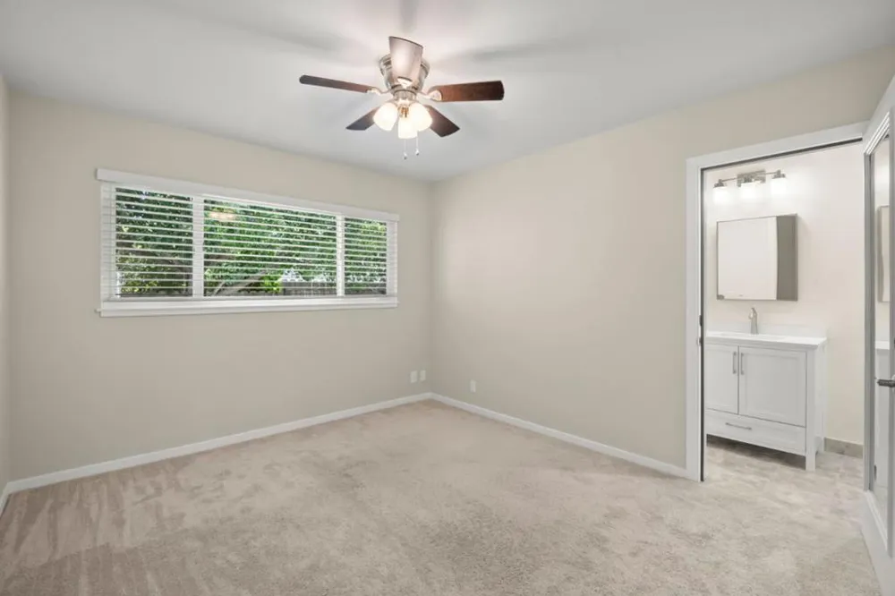 20 Robin Way San Carlos, CA 94070