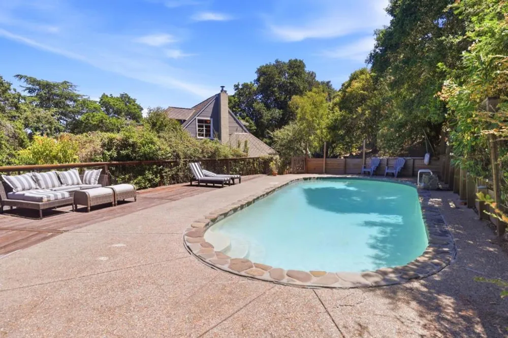 417 Palomar Drive Redwood City, CA 94062