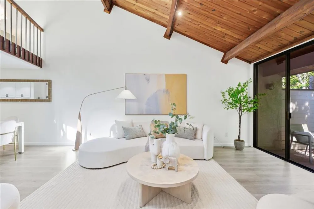 2341 Ticonderoga Drive San Mateo, CA 94402