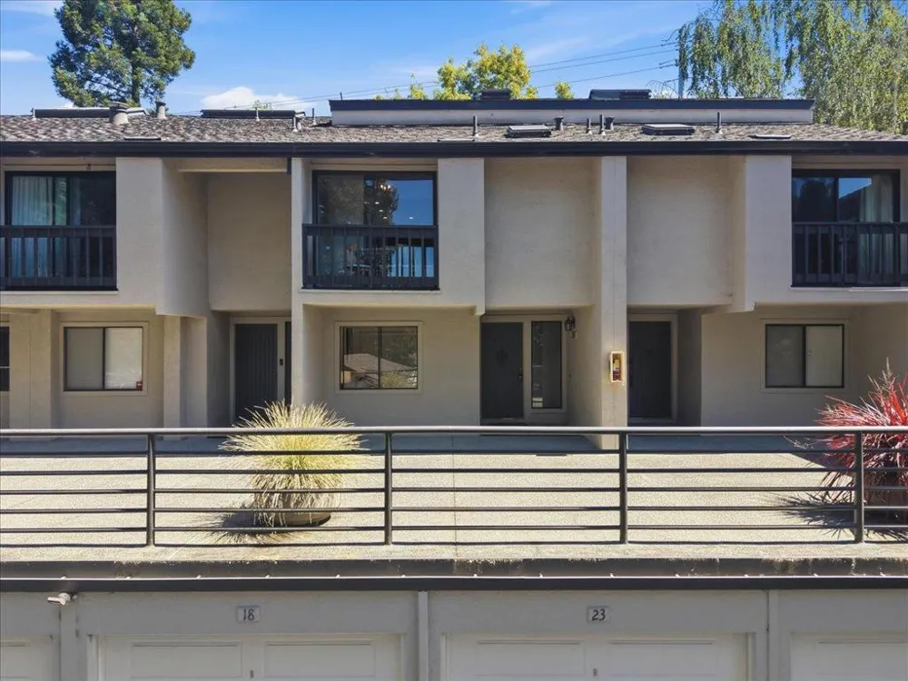 2341 Ticonderoga Drive San Mateo, CA 94402