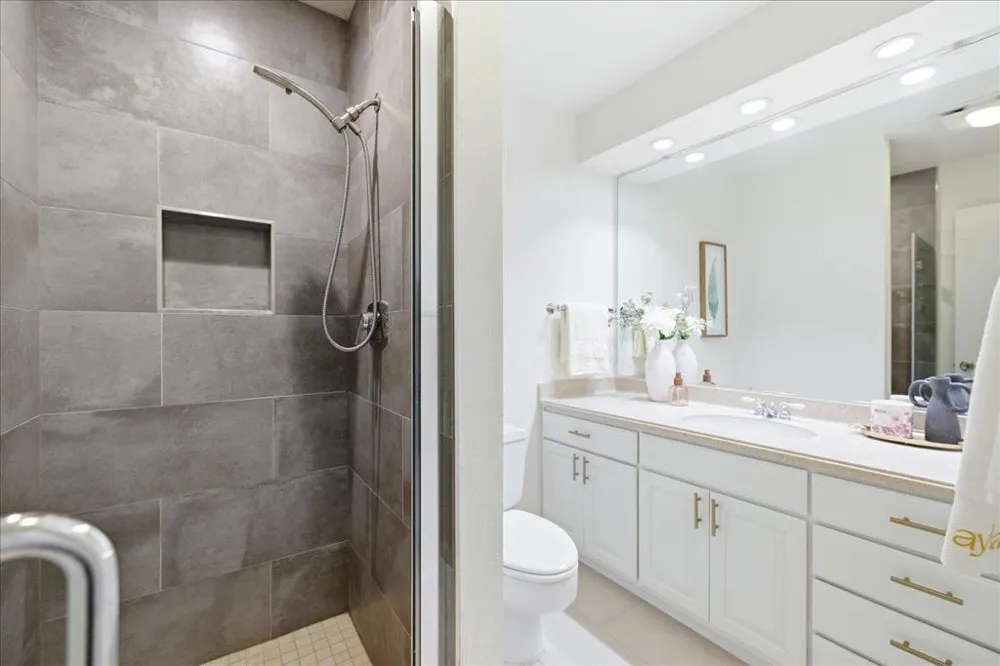2341 Ticonderoga Drive San Mateo, CA 94402