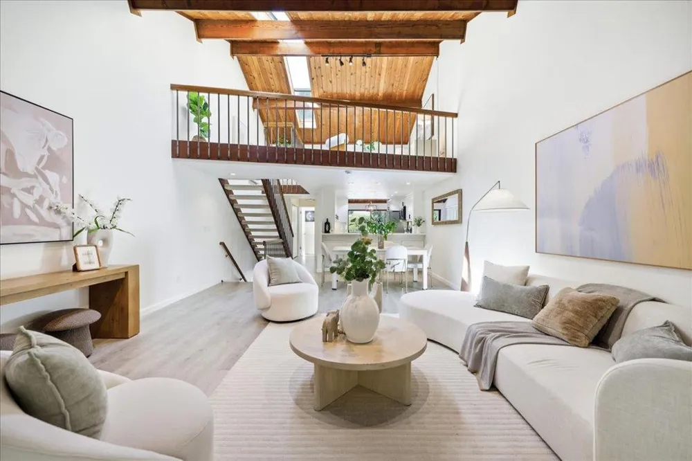 2341 Ticonderoga Drive San Mateo, CA 94402