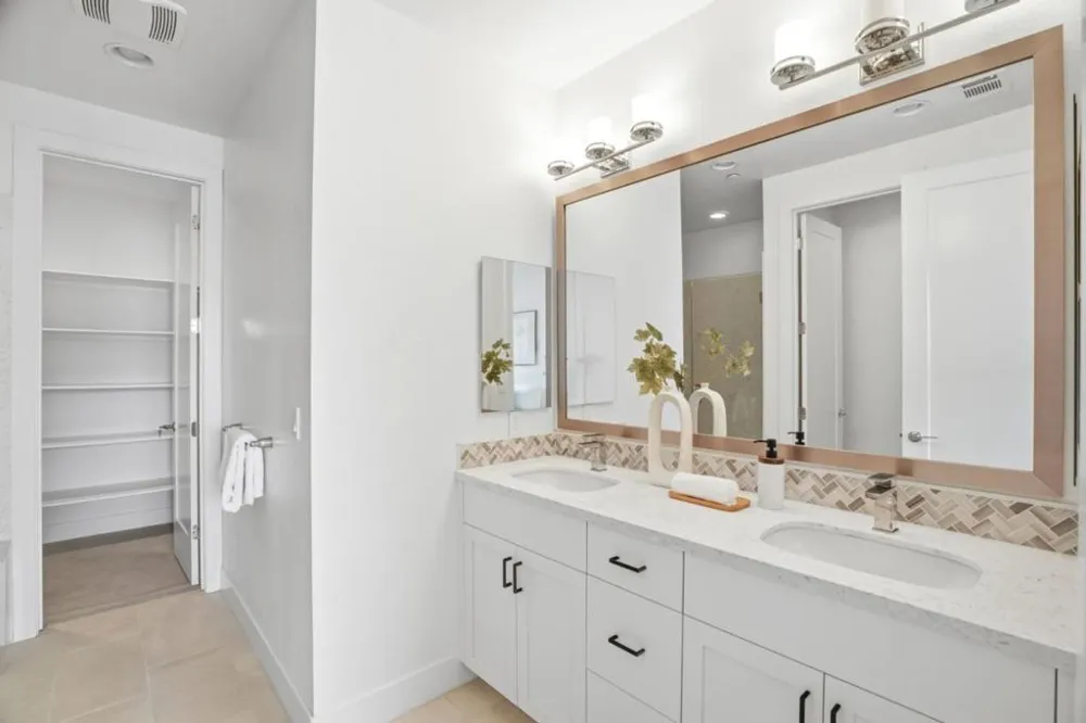 39185 State Street Fremont, CA 94538
