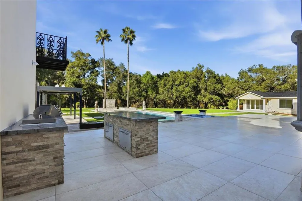 18911 Decatur Road Los Gatos, CA 95030