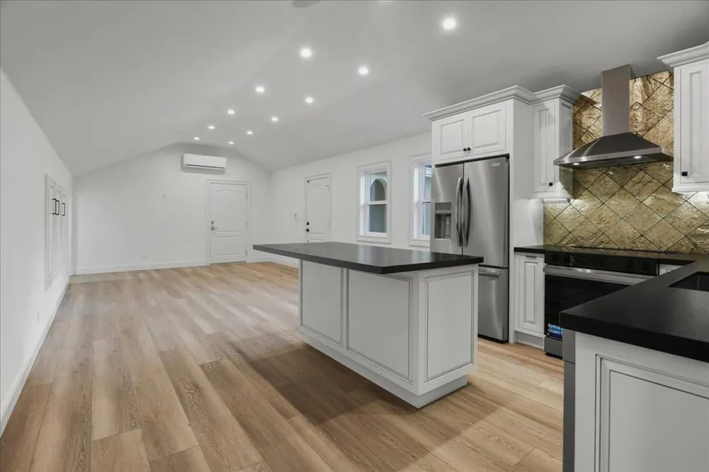 18911 Decatur Road Los Gatos, CA 95030