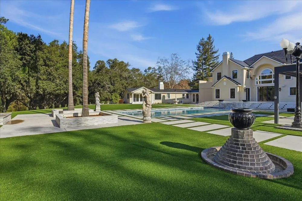 18911 Decatur Road Los Gatos, CA 95030