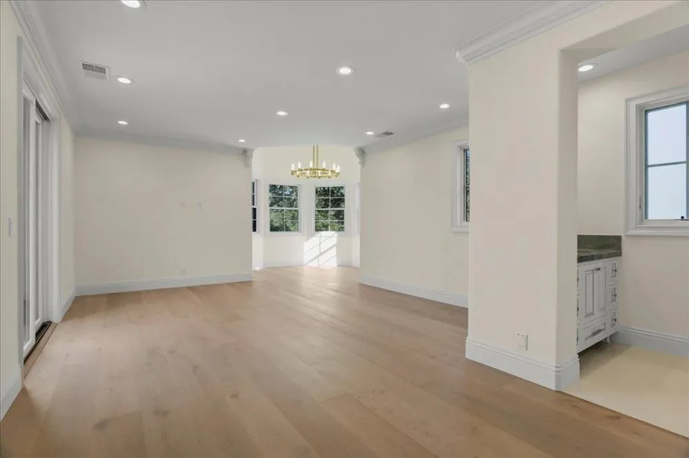 18911 Decatur Road Los Gatos, CA 95030