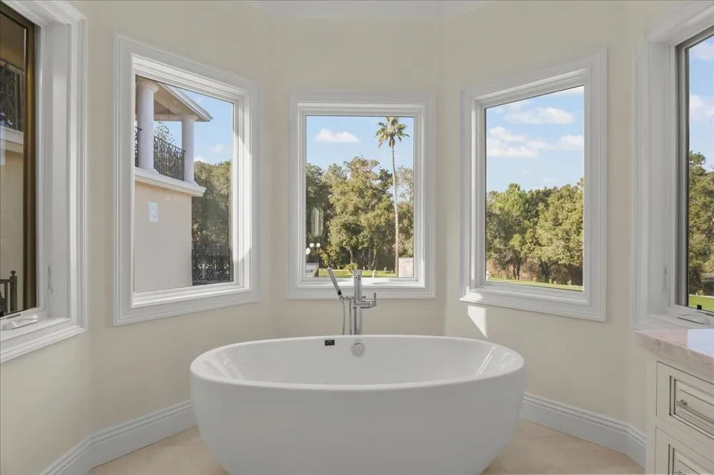 18911 Decatur Road Los Gatos, CA 95030