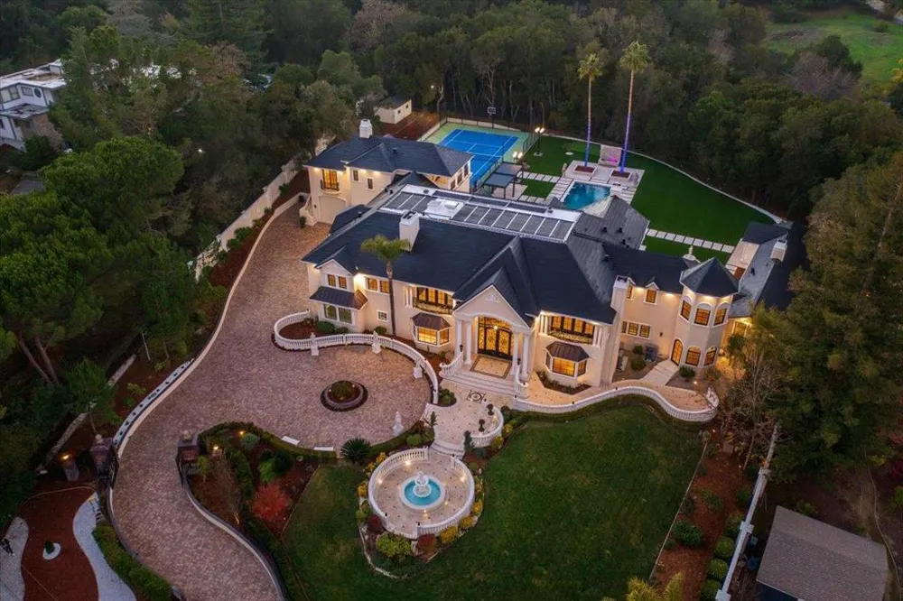 18911 Decatur Road Los Gatos, CA 95030