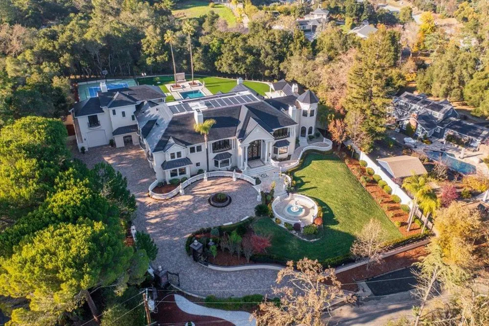18911 Decatur Road Los Gatos, CA 95030