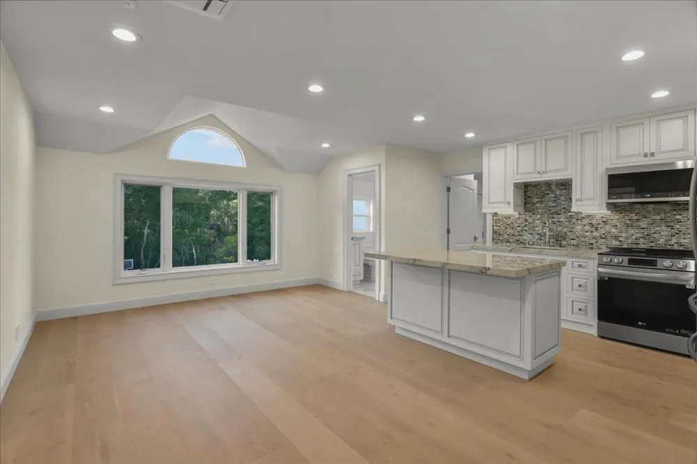 18911 Decatur Road Los Gatos, CA 95030