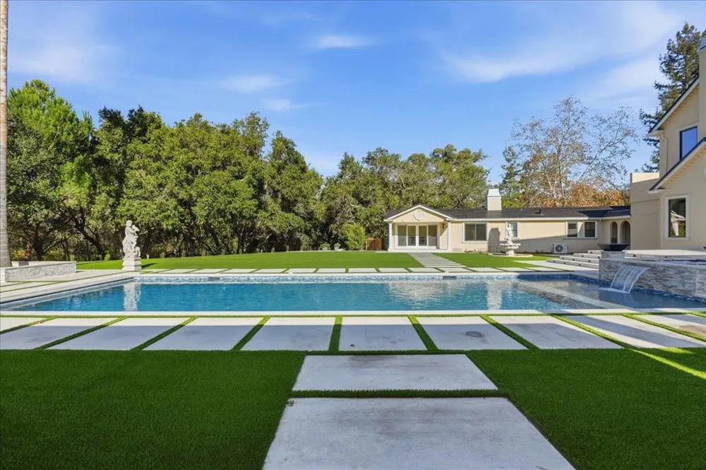 18911 Decatur Road Los Gatos, CA 95030