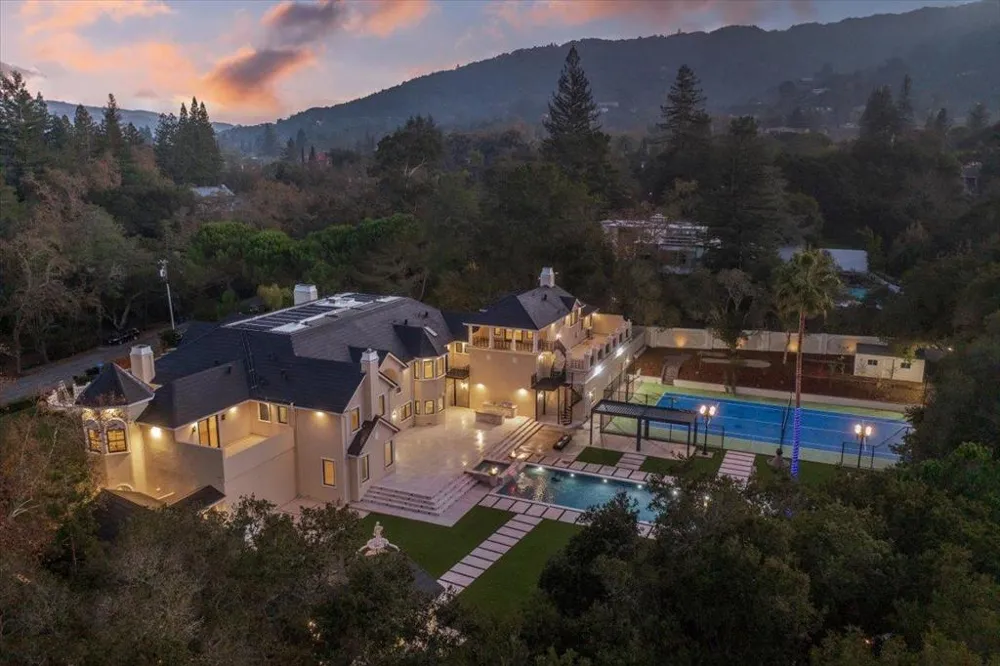 18911 Decatur Road Los Gatos, CA 95030