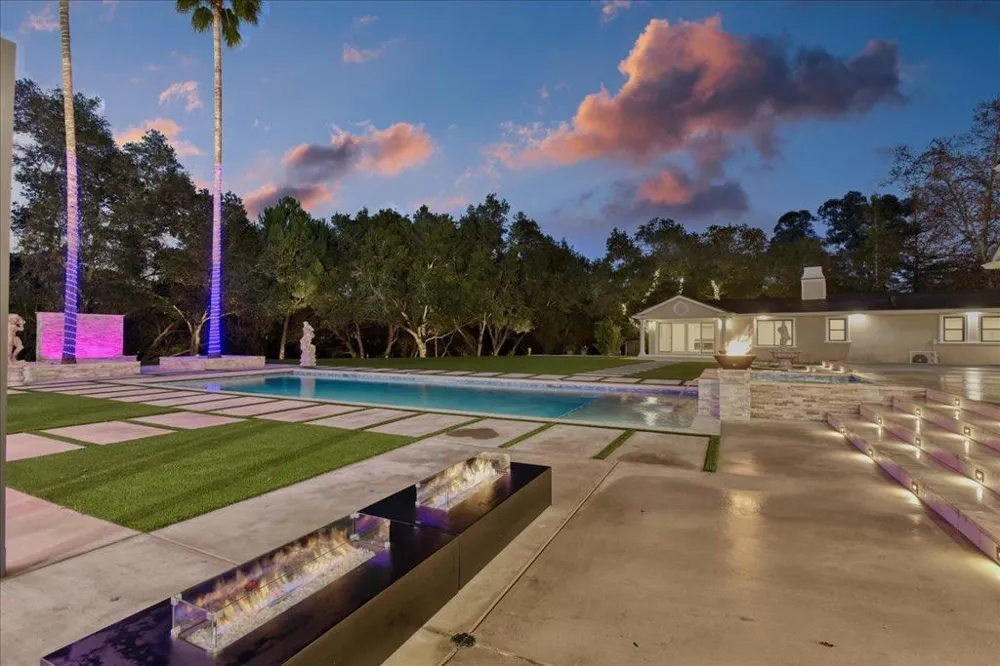18911 Decatur Road Los Gatos, CA 95030