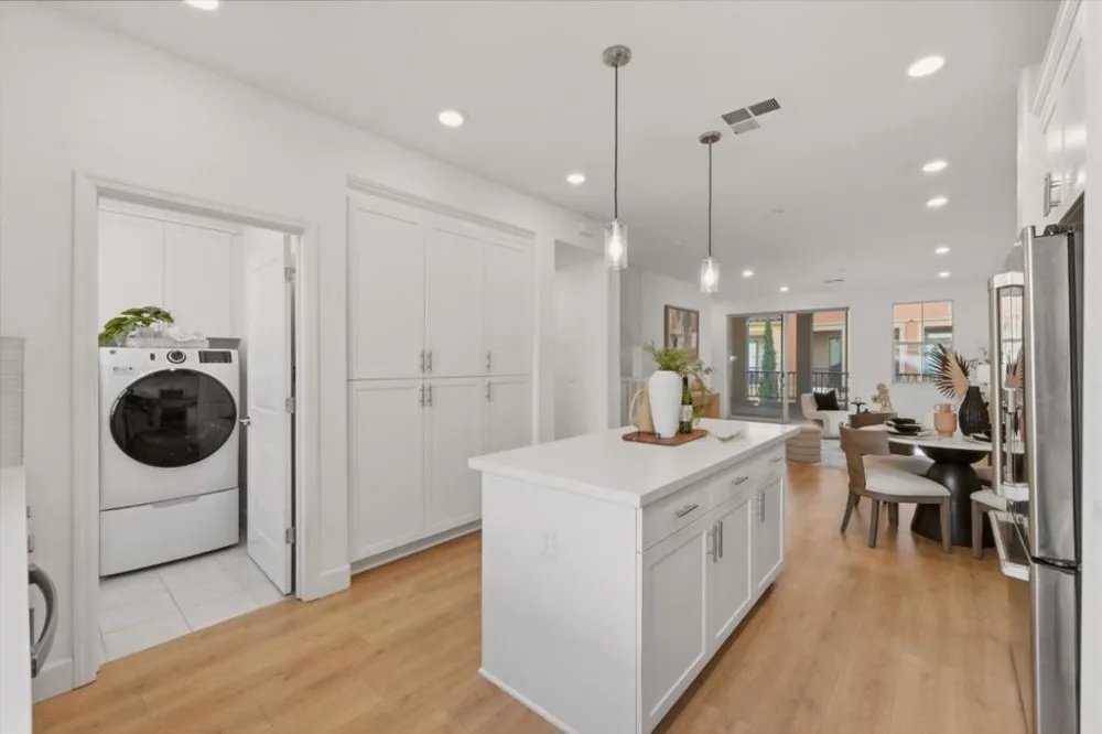 1065 Darwin Terrace #3 Sunnyvale, CA 94085