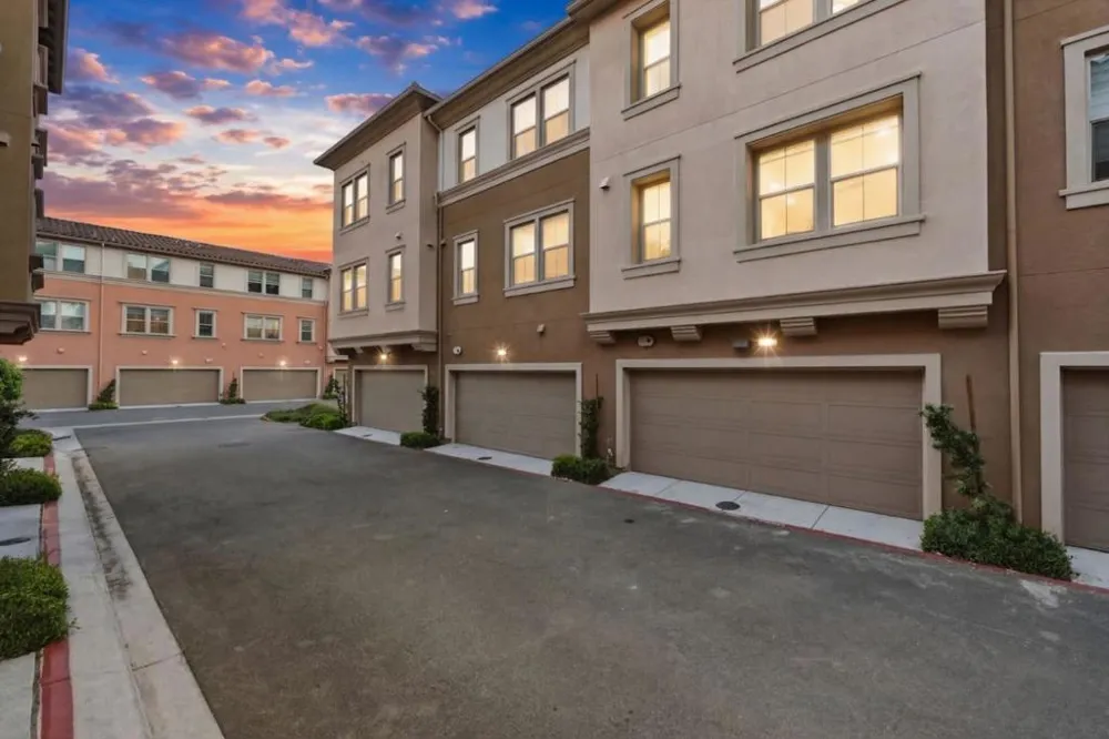 1065 Darwin Terrace #3 Sunnyvale, CA 94085