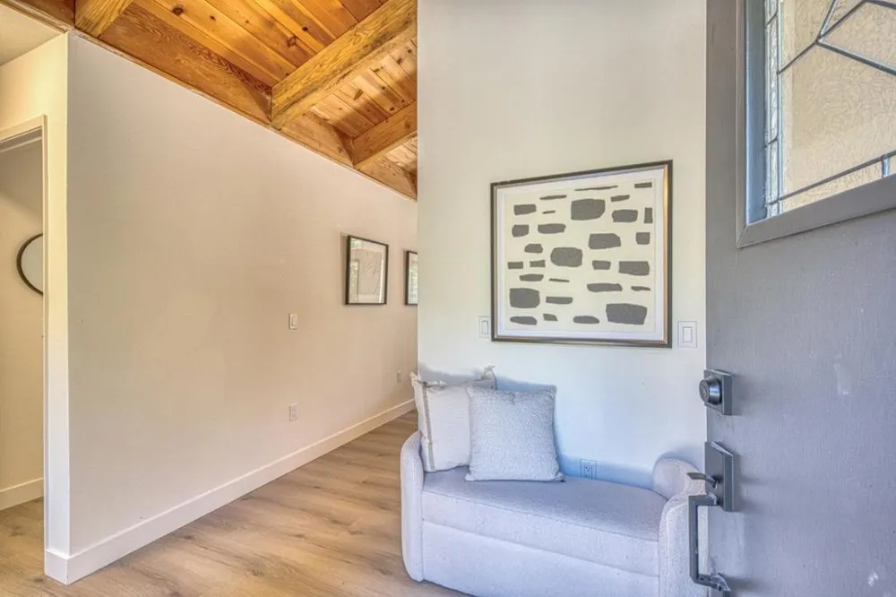 186 San Benancio Road Salinas, CA 93908