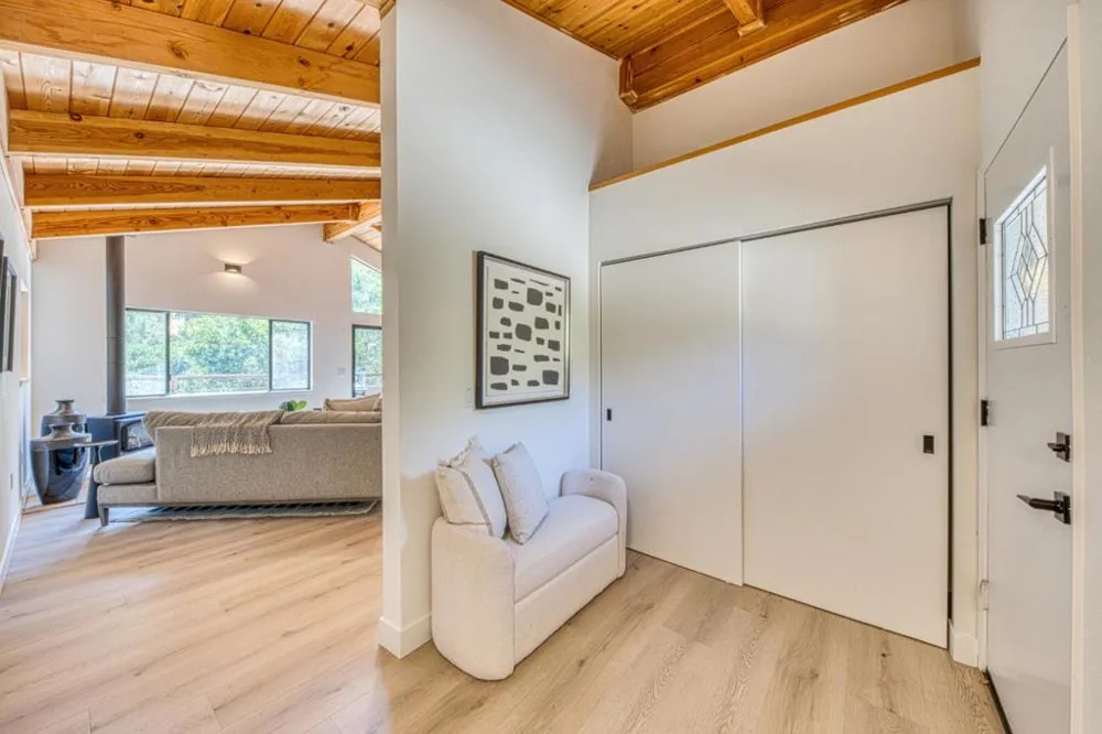 186 San Benancio Road Salinas, CA 93908