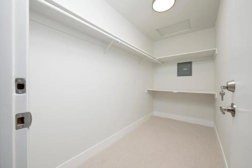 20 Eddystone Court Redwood City, CA 94065