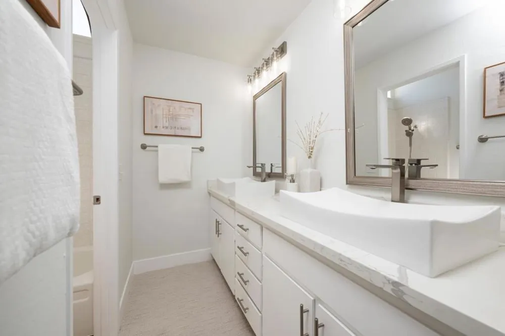 20 Eddystone Court Redwood City, CA 94065