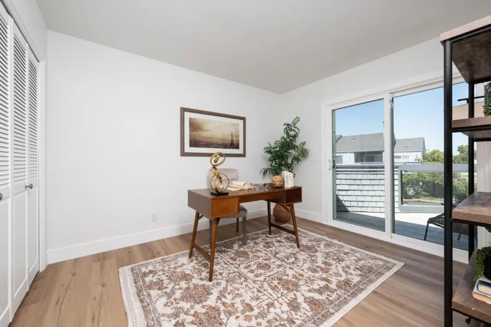 20 Eddystone Court Redwood City, CA 94065