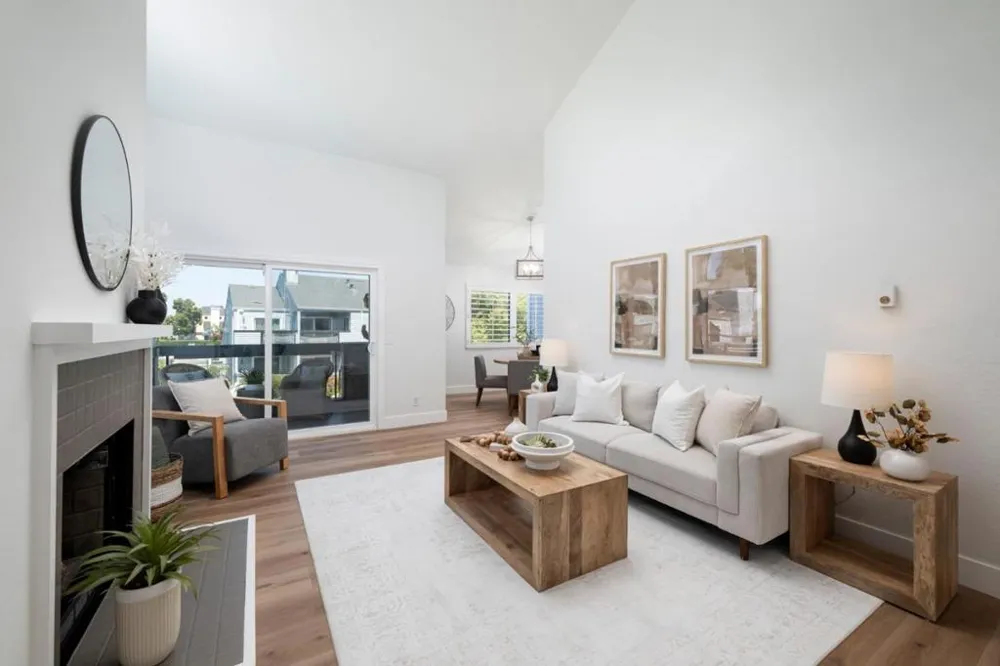 20 Eddystone Court Redwood City, CA 94065