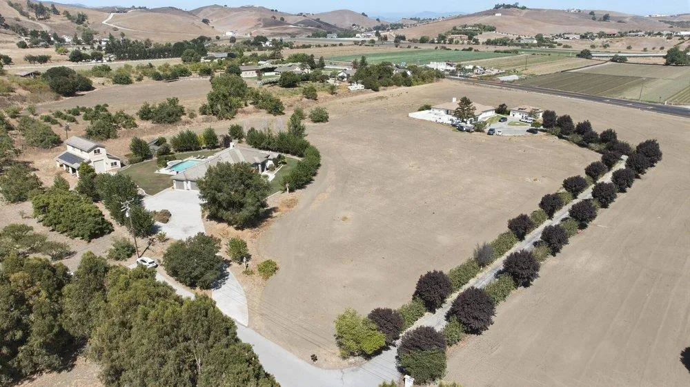 945 Union Road Hollister, CA 95023