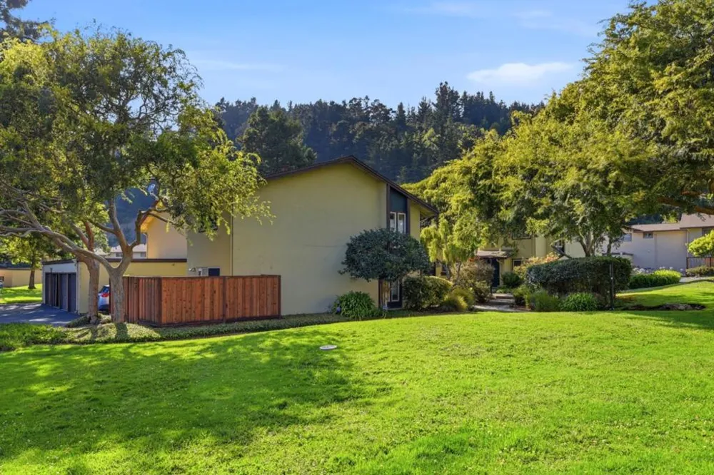 1161 ODDSTAD BOULEVARD Pacifica, CA 94044