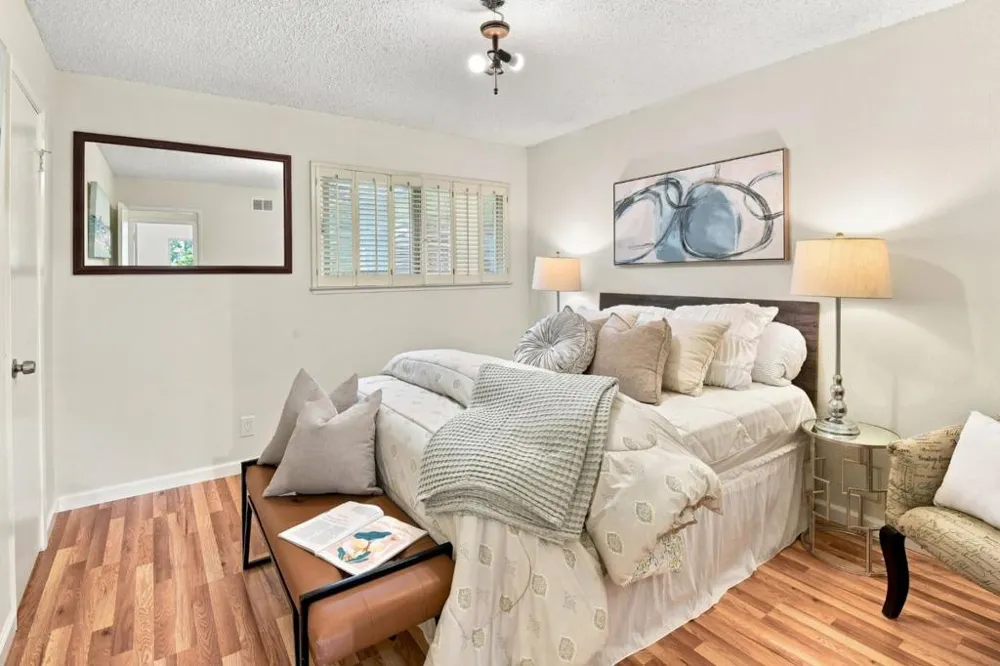1161 ODDSTAD BOULEVARD Pacifica, CA 94044